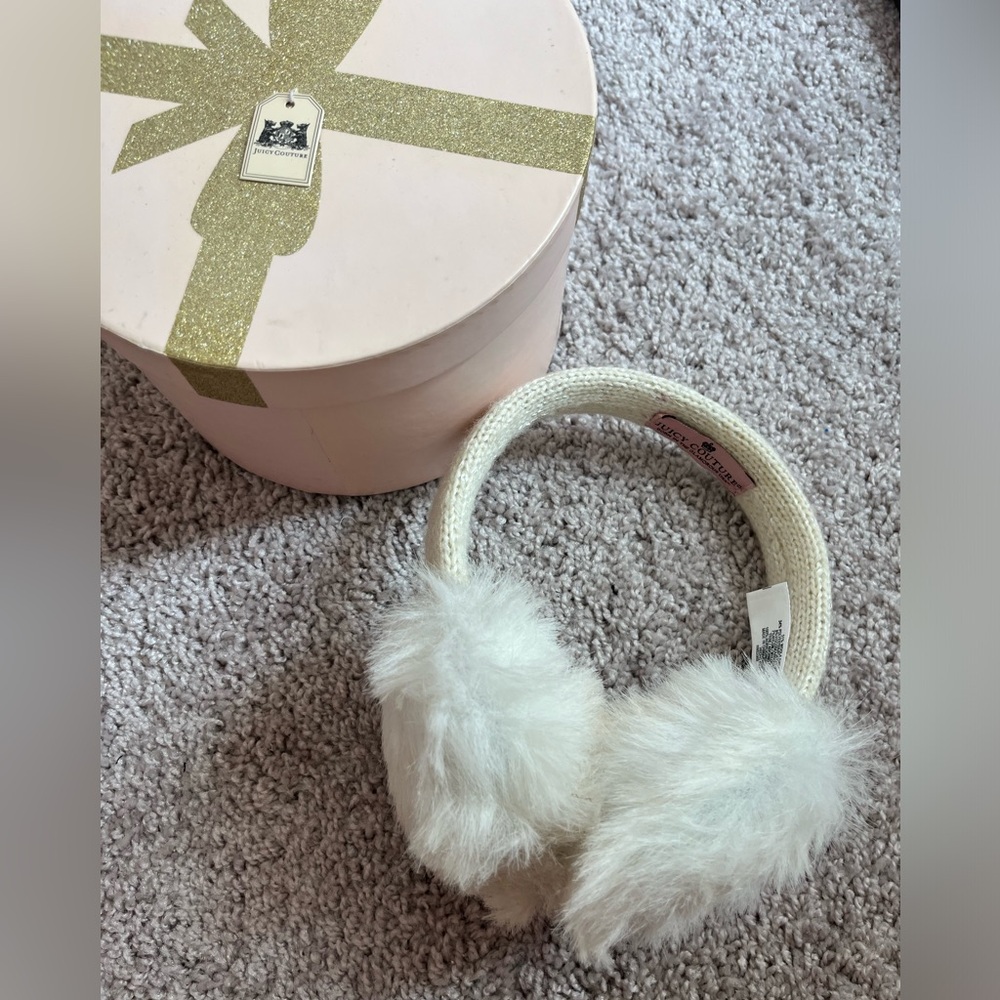 LIKE NEW - Juicy Couture Ivory Ear Muffs in Original Box with Tags